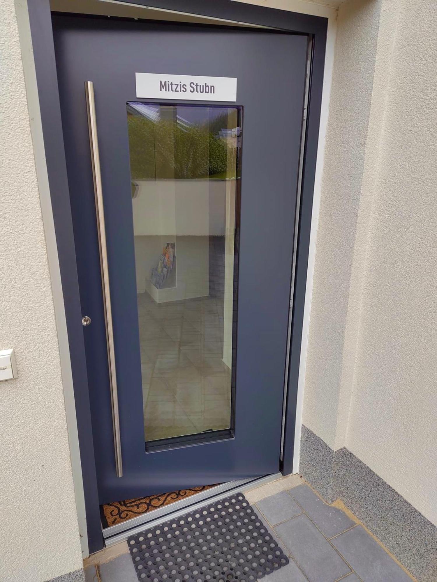 Mitzis Stubn Apartments - Bad Goisern - 24-Hour Self Check-In Экстерьер фото